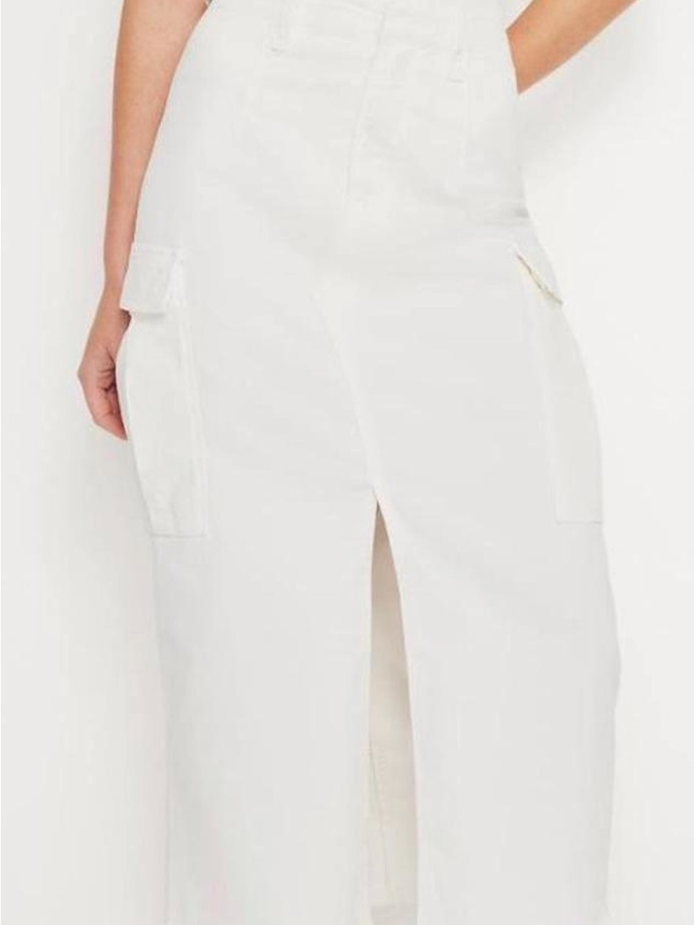 Good American White Cargo Pocket Midi Skirt with Raw Hem 8/29